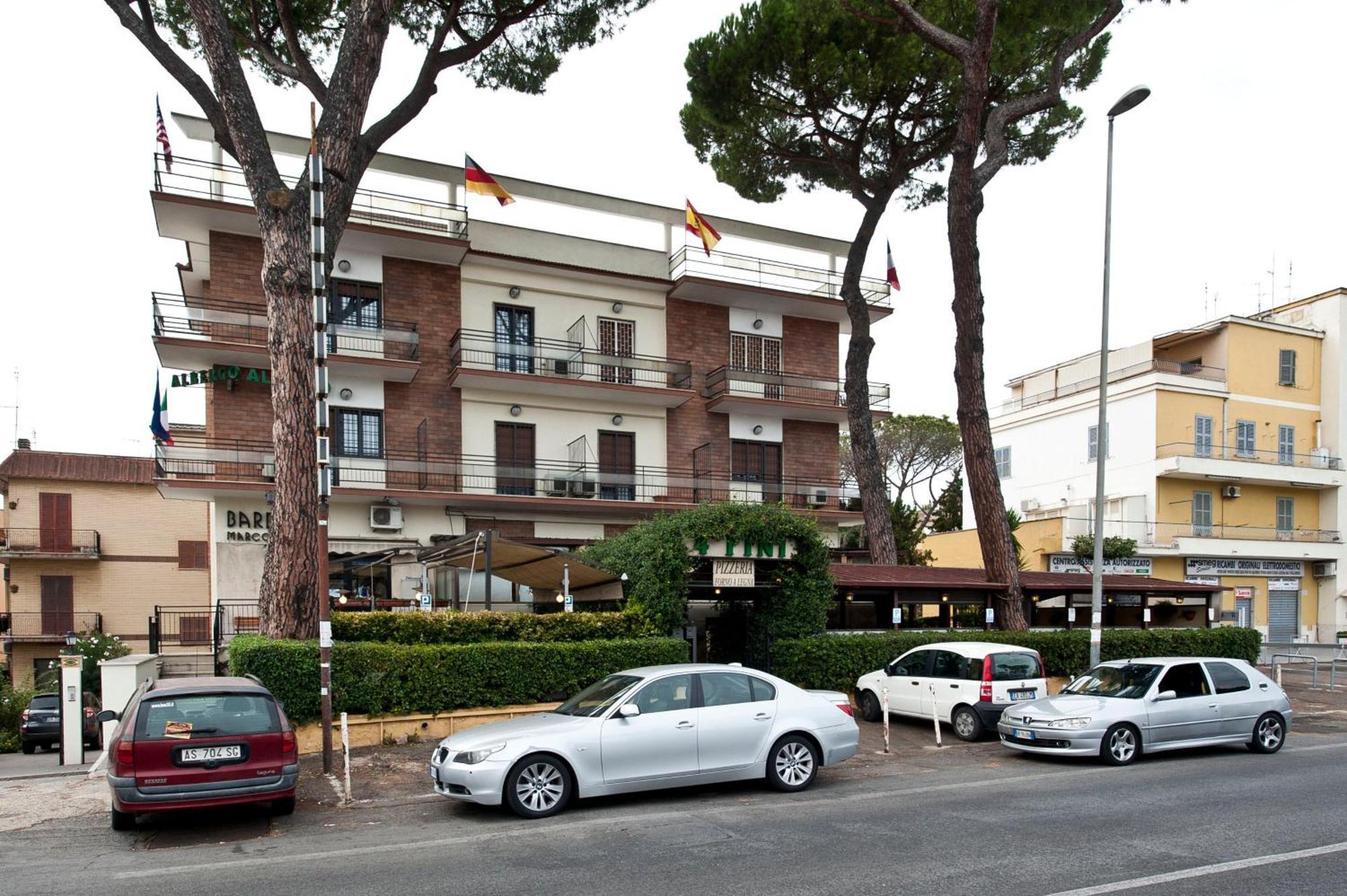 Hotel 4 Pini Roma Exterior foto